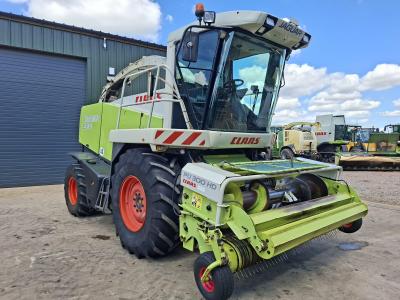 CLAAS JAGUAR 900